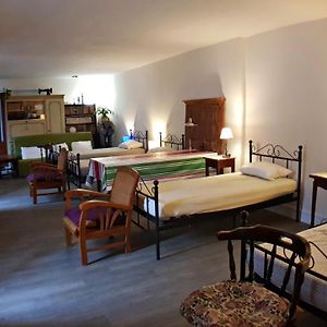 Dormitory Room Mixed
